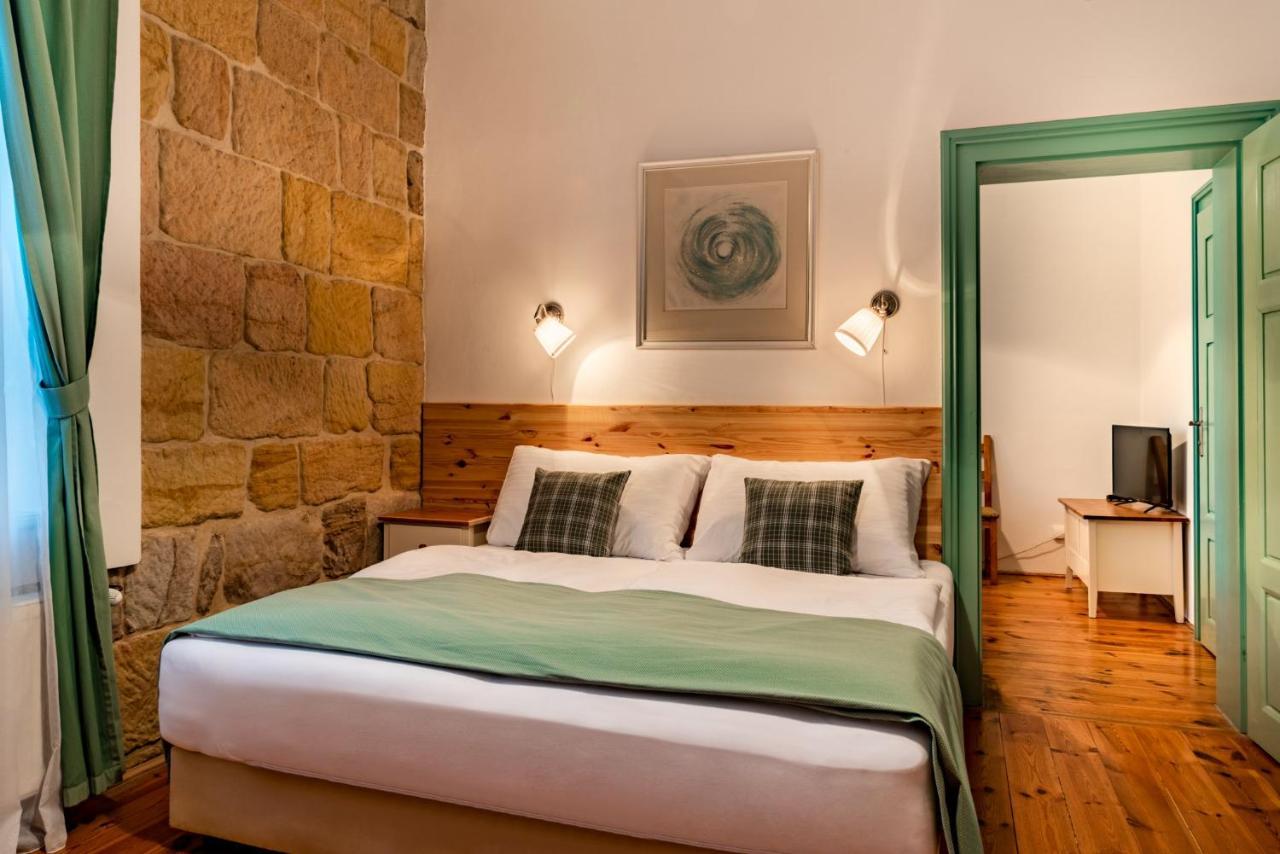Wellness Hotel Zamecek Jetřichovice Extérieur photo