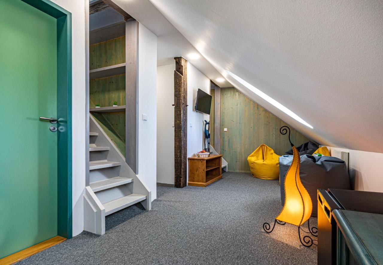 Wellness Hotel Zamecek Jetřichovice Extérieur photo