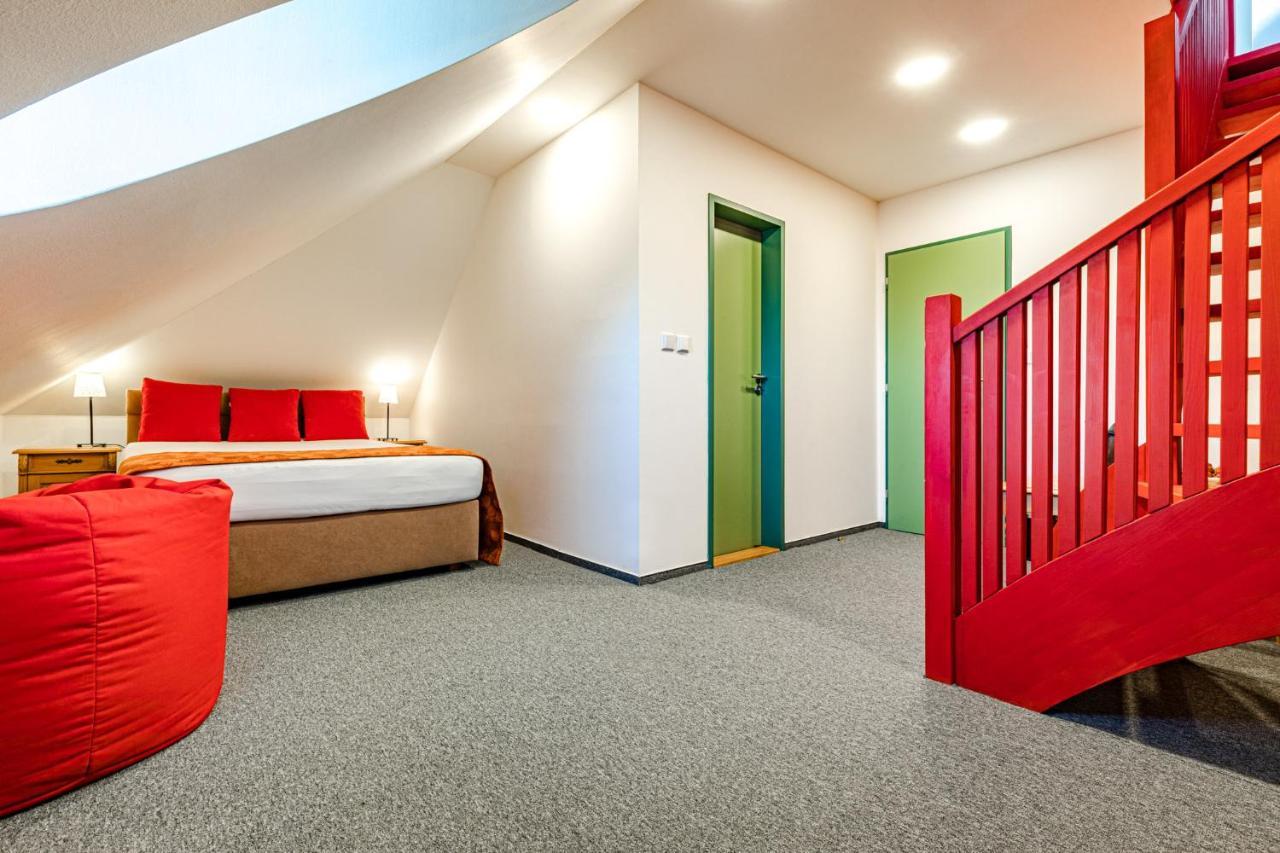 Wellness Hotel Zamecek Jetřichovice Extérieur photo