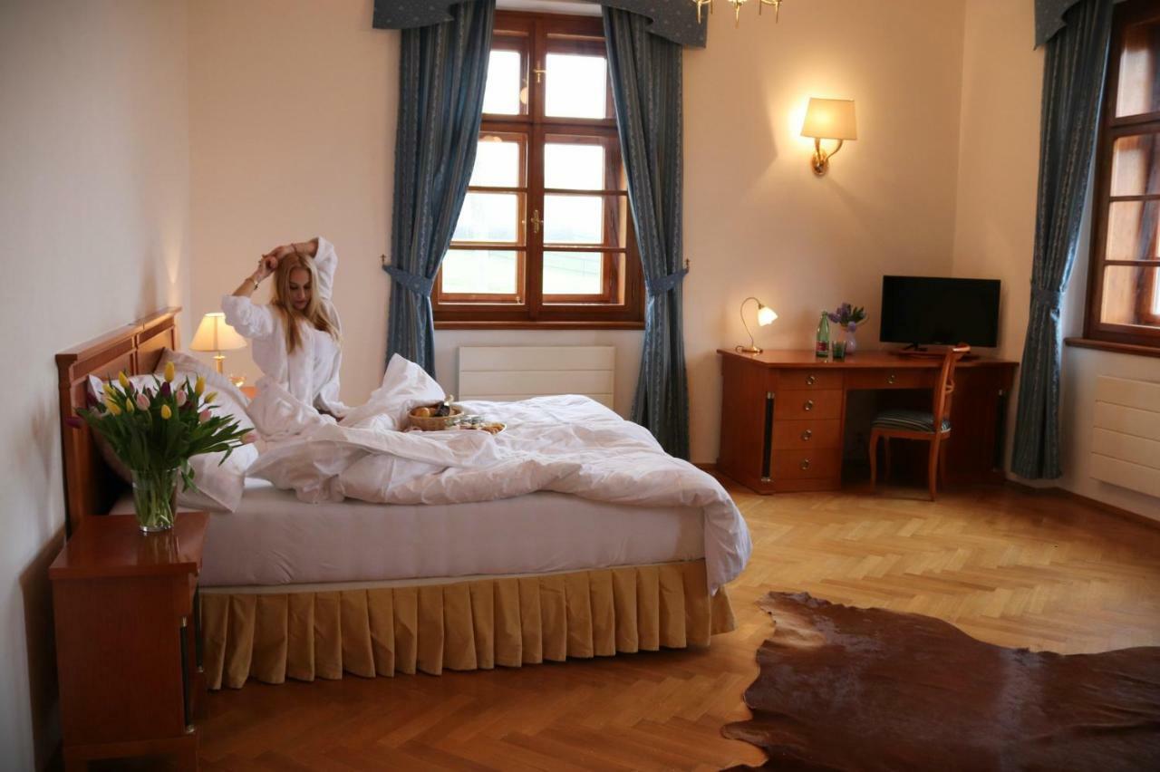 Wellness Hotel Zamecek Jetřichovice Extérieur photo