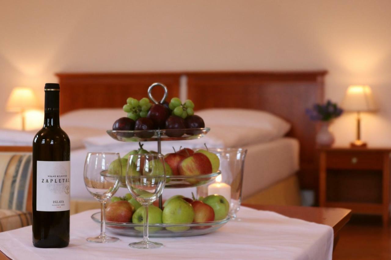 Wellness Hotel Zamecek Jetřichovice Extérieur photo